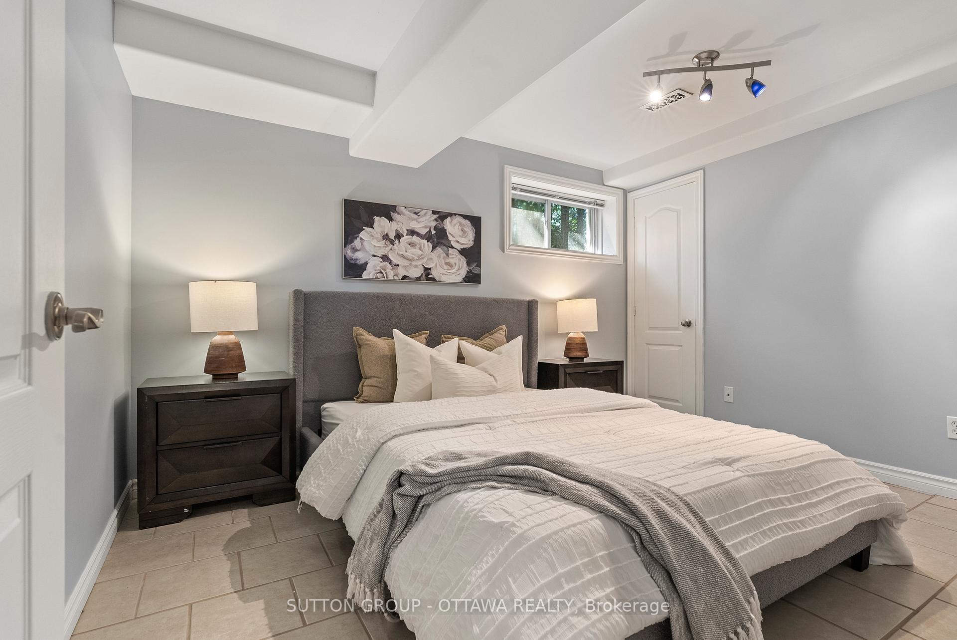 Photo 28 of 1528 Back Place Avenue, Ottawa, Greely — HOMEH
