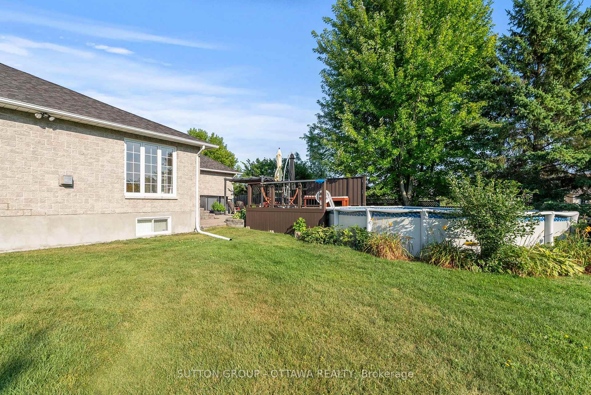 Photo 38 of 1528 Back Place Avenue, Ottawa, Greely — HOMEH