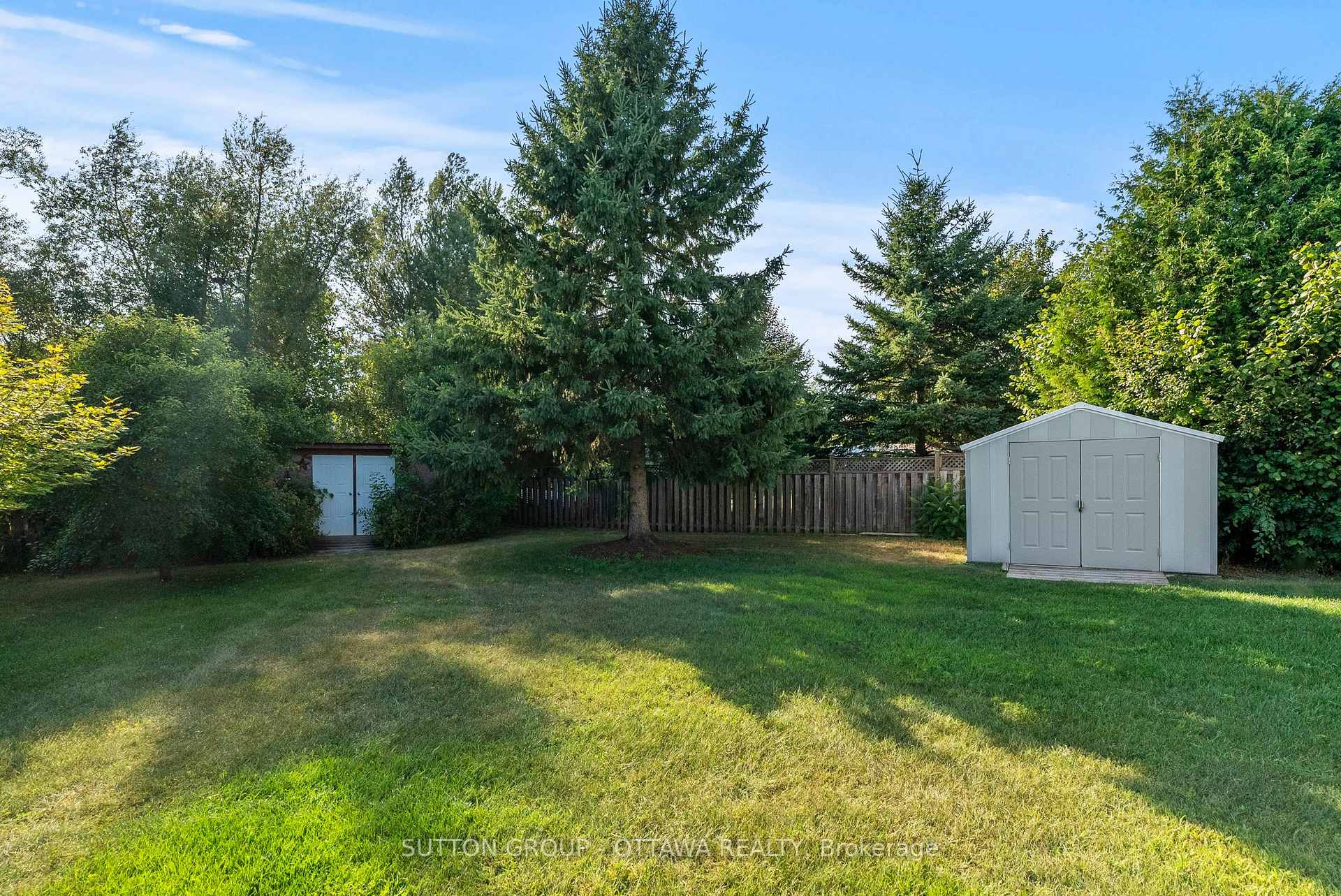 Photo 40 of 1528 Back Place Avenue, Ottawa, Greely — HOMEH