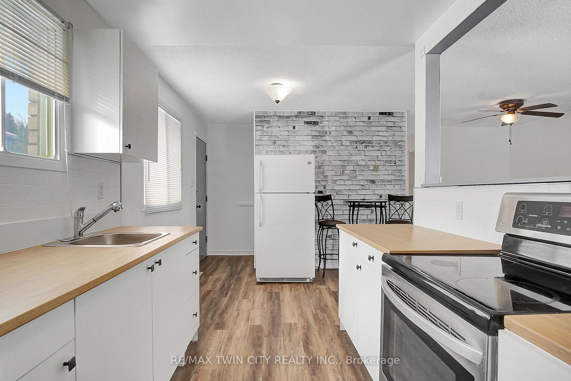 Photo 6 of 16 Ann Street, Brant, Paris — HOMEH