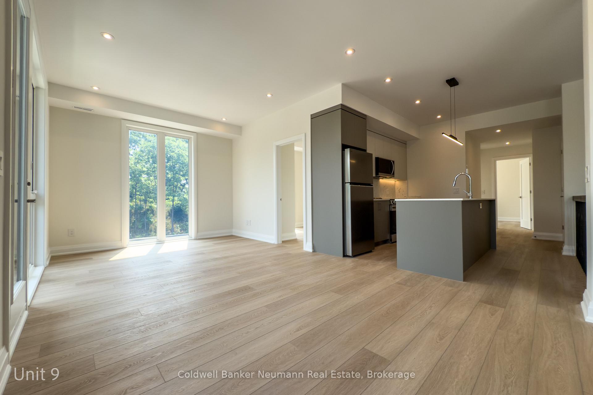 Photo 5 of Unit 9, 14 Stevenson Street N, Guelph, St. George's — HOMEH