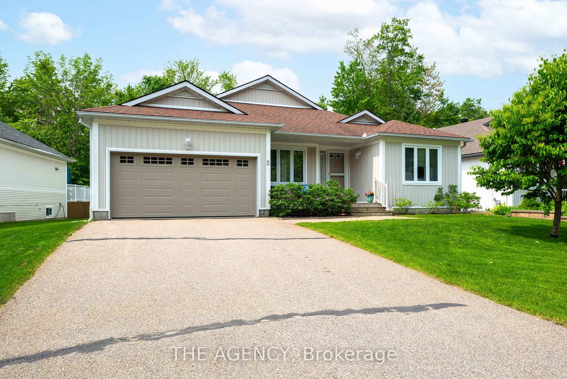 Photo 1 of 5 Springwood Crescent, Gravenhurst, Muskoka (S) — HOMEH