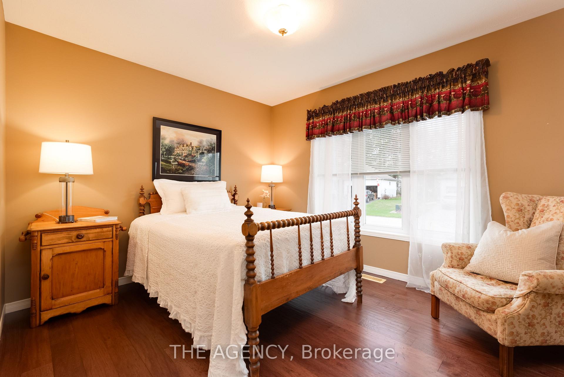 Photo 11 of 5 Springwood Crescent, Gravenhurst, Muskoka (S) — HOMEH