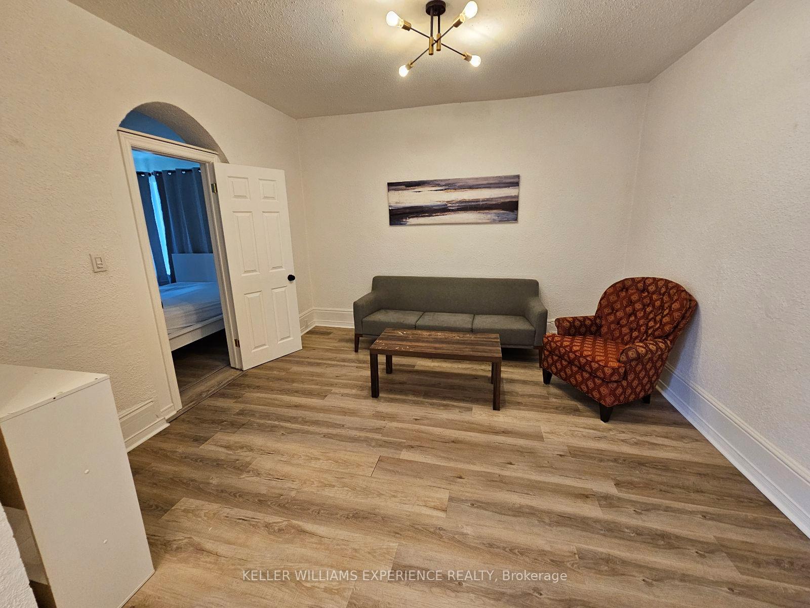 Photo 3 of Unit 1, 29 Peel Street, Barrie, City Centre — HOMEH