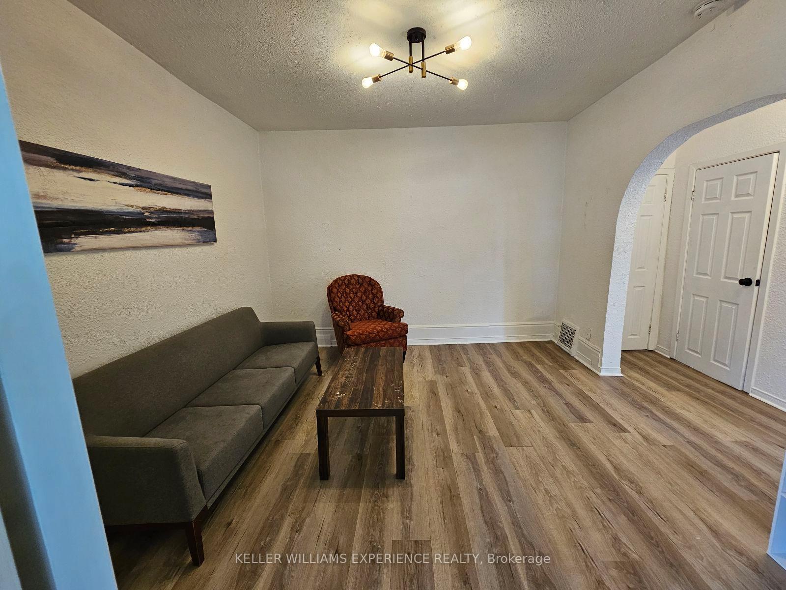 Photo 4 of Unit 1, 29 Peel Street, Barrie, City Centre — HOMEH