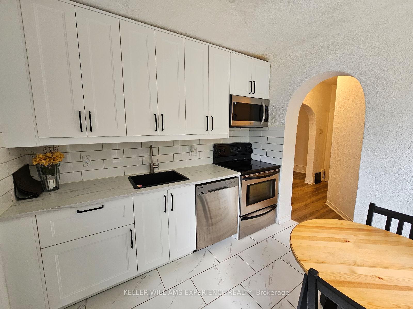 Photo 10 of Unit 1, 29 Peel Street, Barrie, City Centre — HOMEH