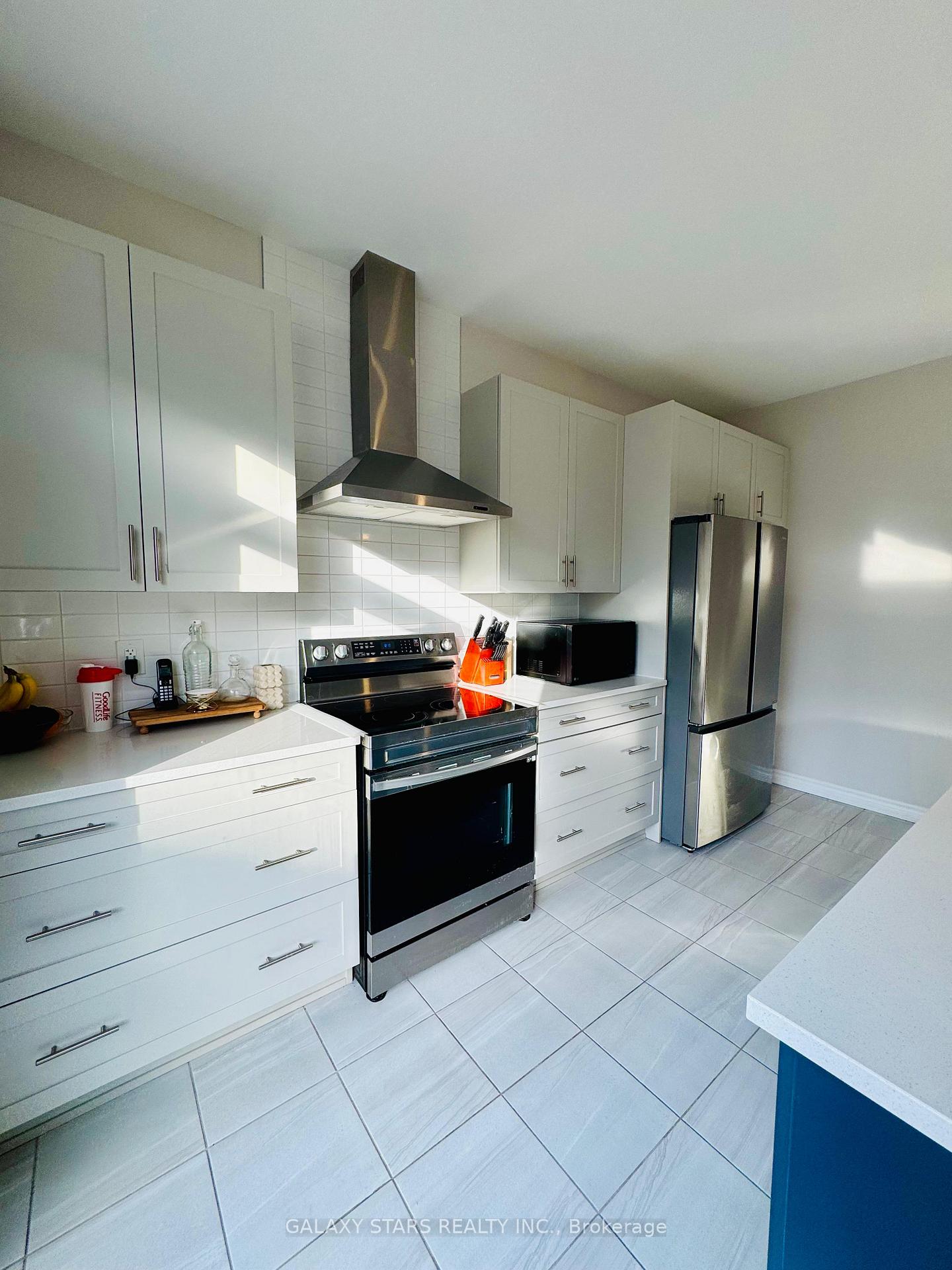 Photo 2 of 58 Montology Way, Ottawa, Barrhaven - Half Moon Bay — HOMEH
