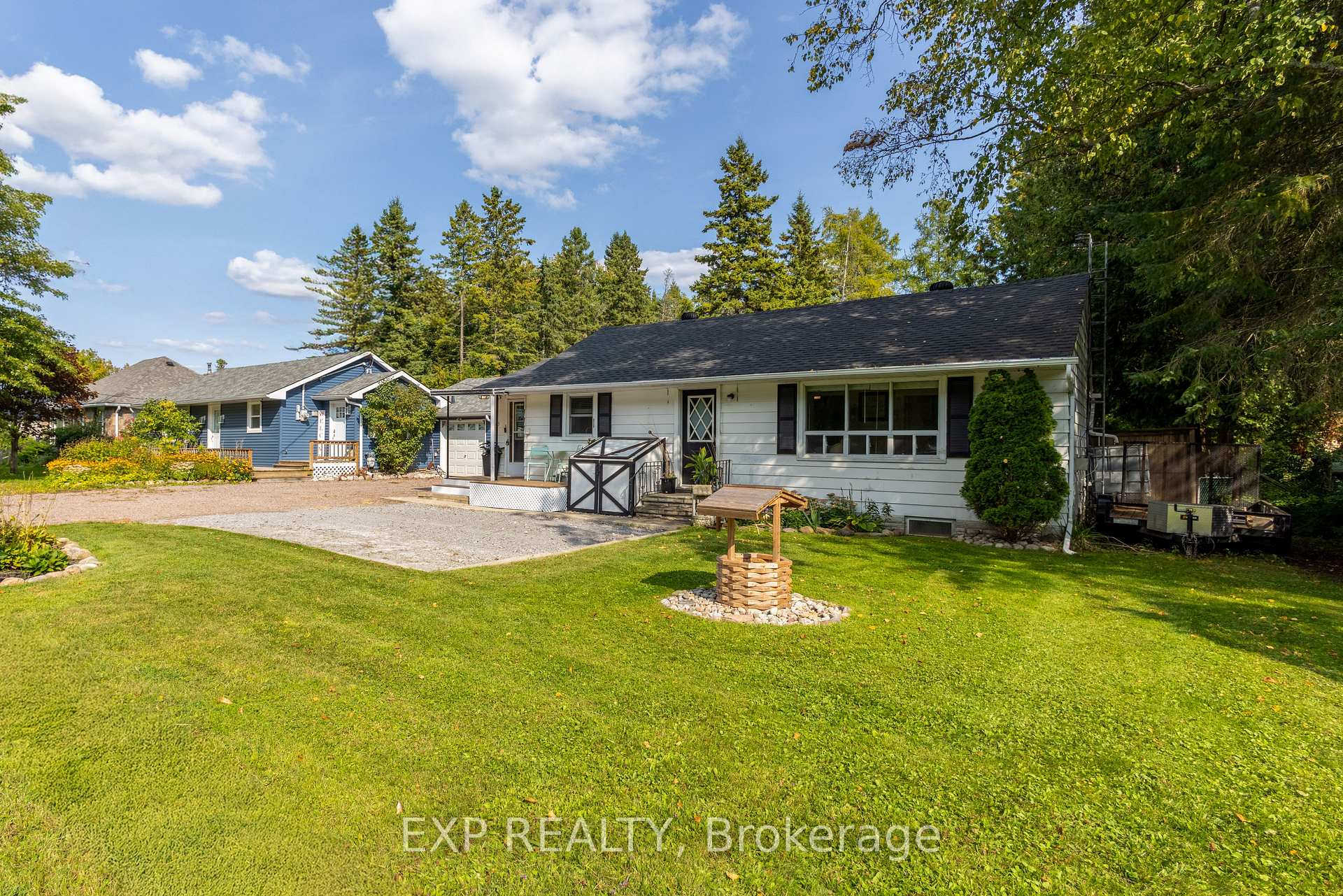 Photo 4 of 113 Station Road, Georgina, Pefferlaw — HOMEH