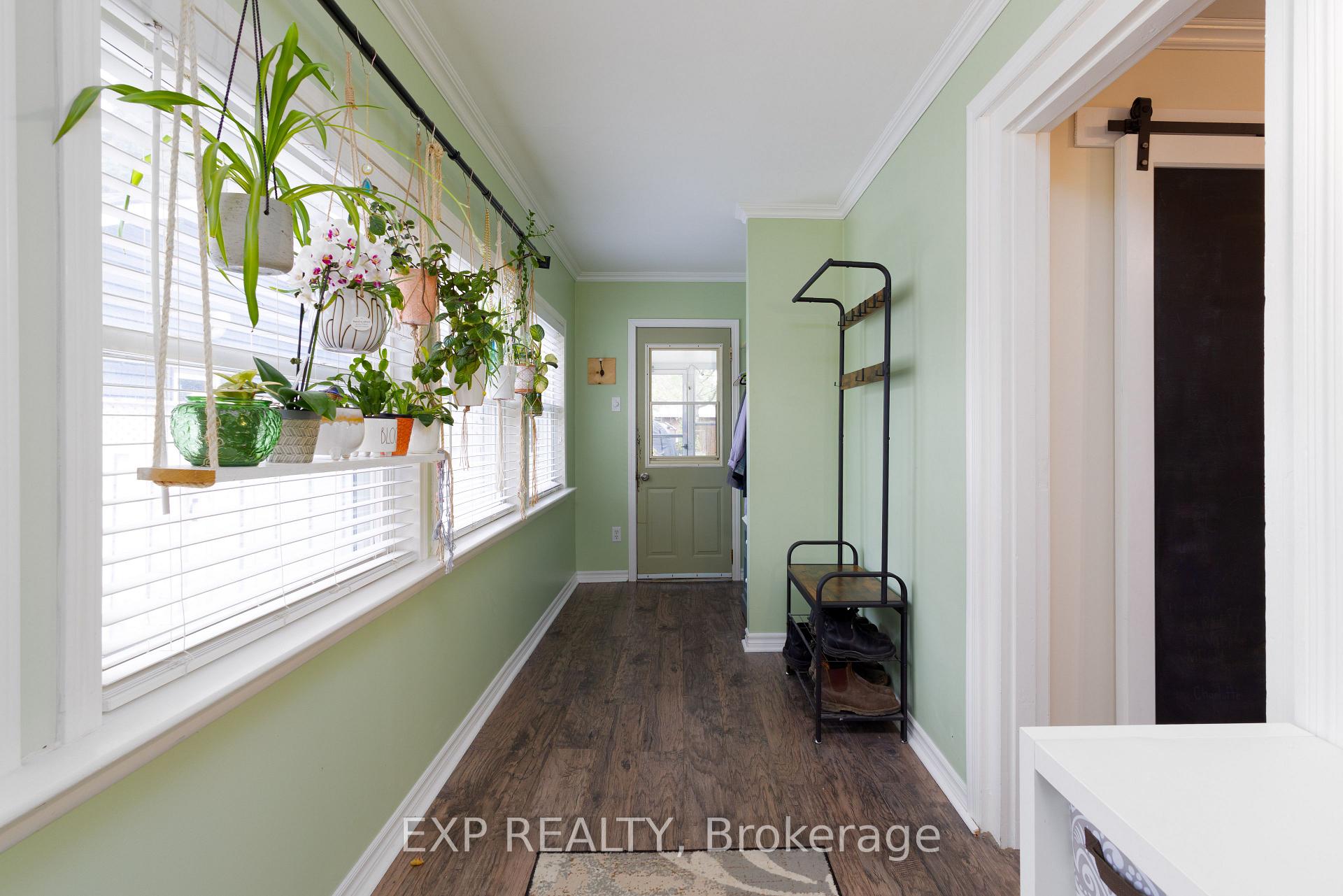Photo 5 of 113 Station Road, Georgina, Pefferlaw — HOMEH