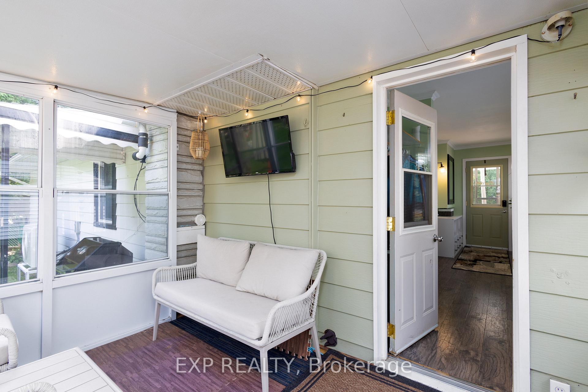 Photo 23 of 113 Station Road, Georgina, Pefferlaw — HOMEH