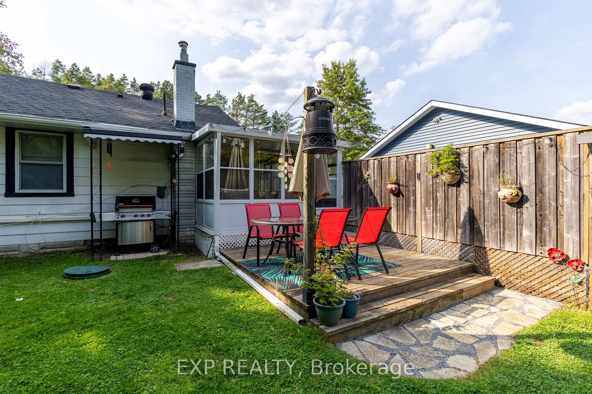 Photo 25 of 113 Station Road, Georgina, Pefferlaw — HOMEH