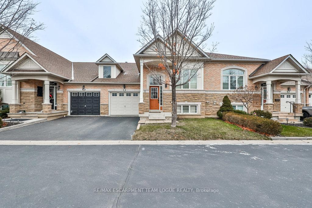 Photo 1 of Unit 15, 4400 Millcroft Park Drive, Burlington, Rose — HOMEH