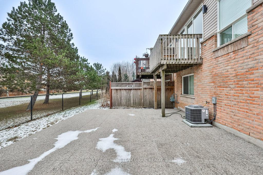 Photo 38 of Unit 15, 4400 Millcroft Park Drive, Burlington, Rose — HOMEH