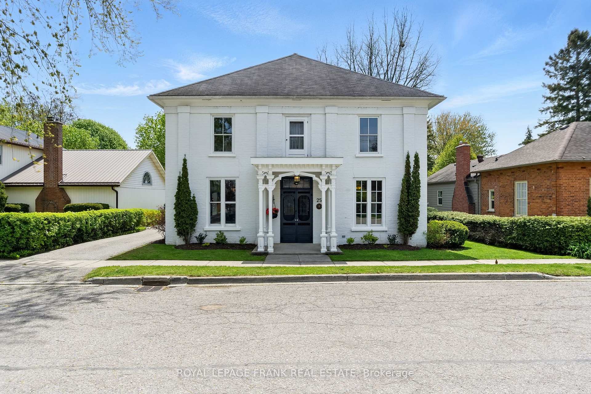Photo 2 of 25 Park Street, Clarington, Orono — HOMEH