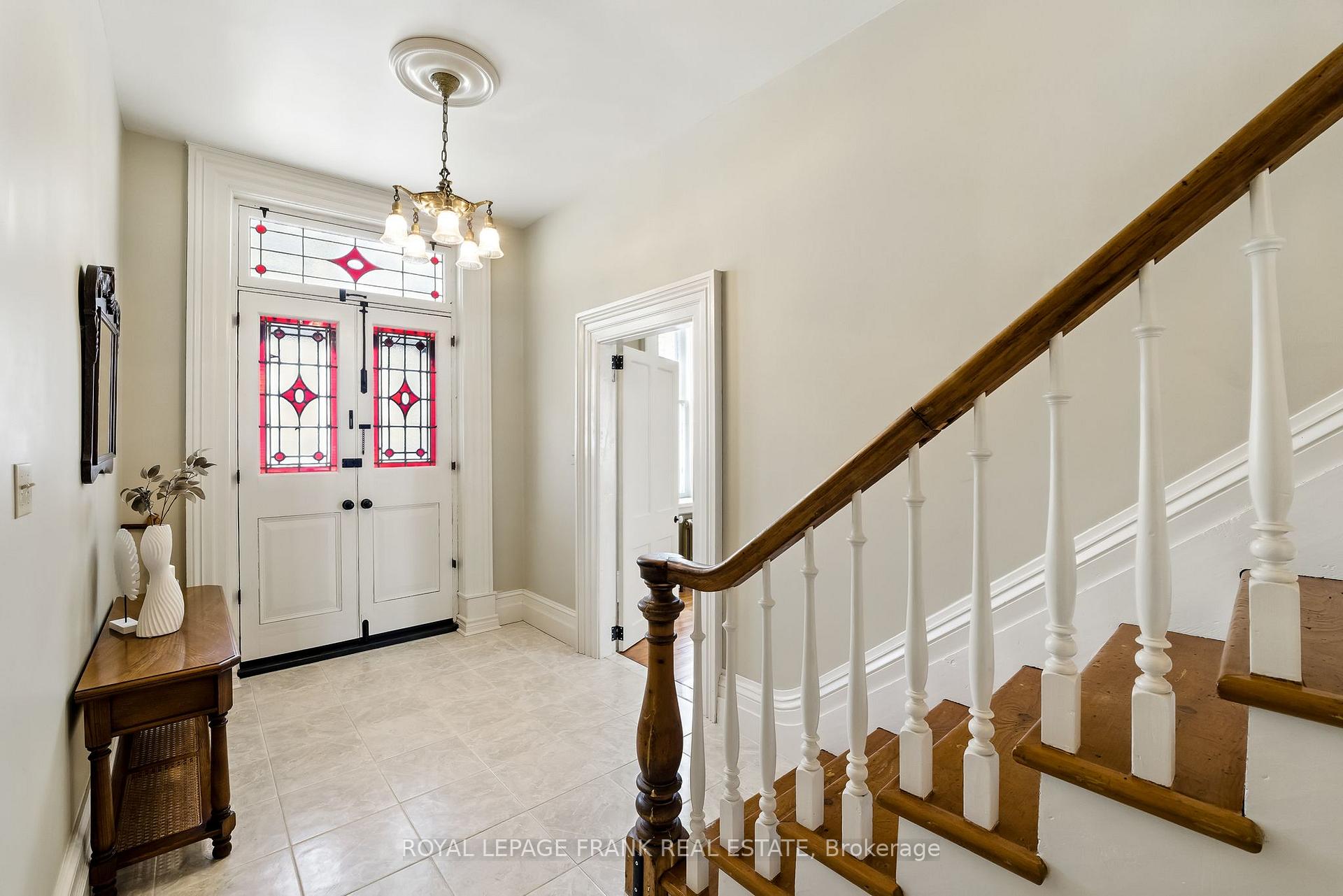 Photo 9 of 25 Park Street, Clarington, Orono — HOMEH
