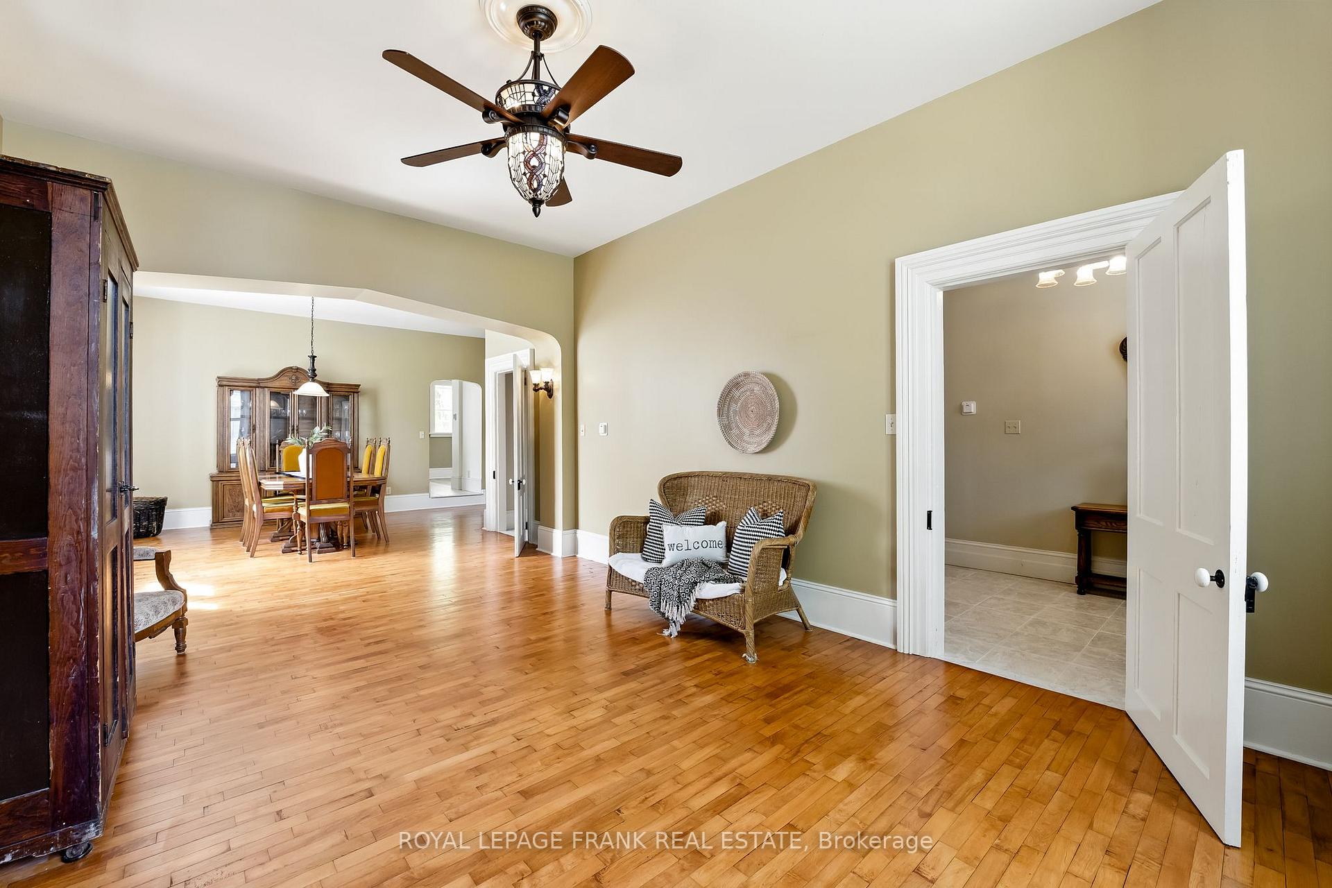 Photo 10 of 25 Park Street, Clarington, Orono — HOMEH