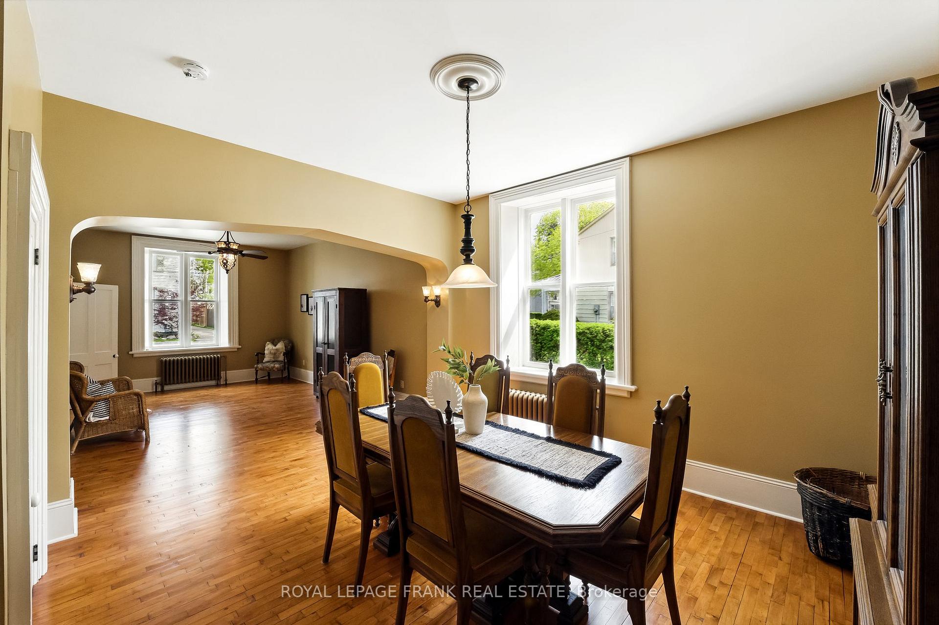 Photo 13 of 25 Park Street, Clarington, Orono — HOMEH