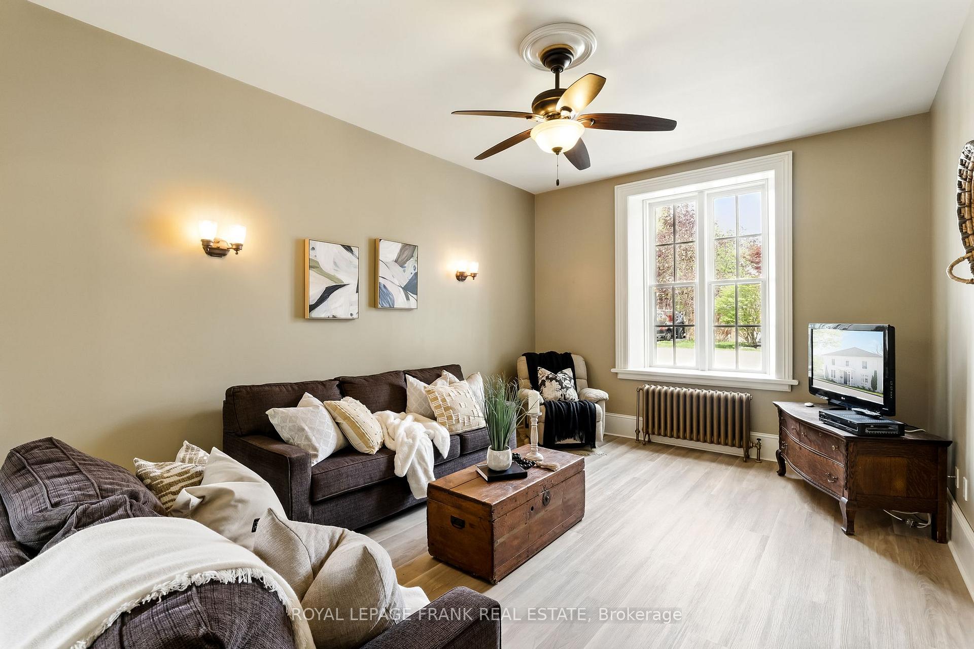 Photo 23 of 25 Park Street, Clarington, Orono — HOMEH