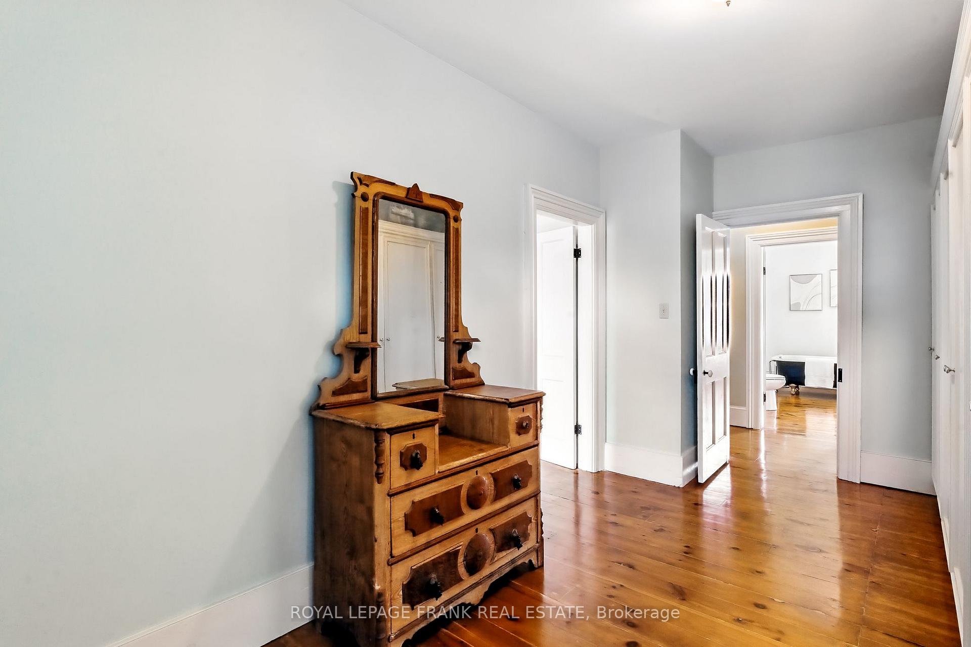 Photo 33 of 25 Park Street, Clarington, Orono — HOMEH