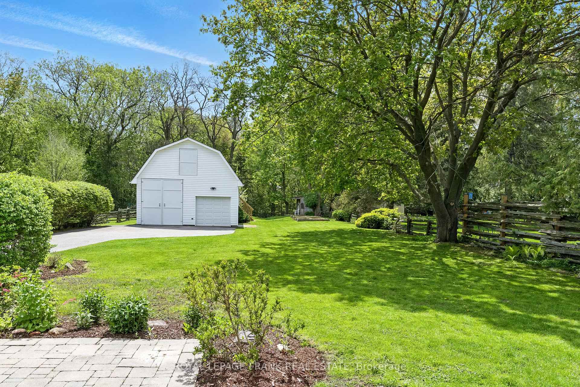 Photo 46 of 25 Park Street, Clarington, Orono — HOMEH