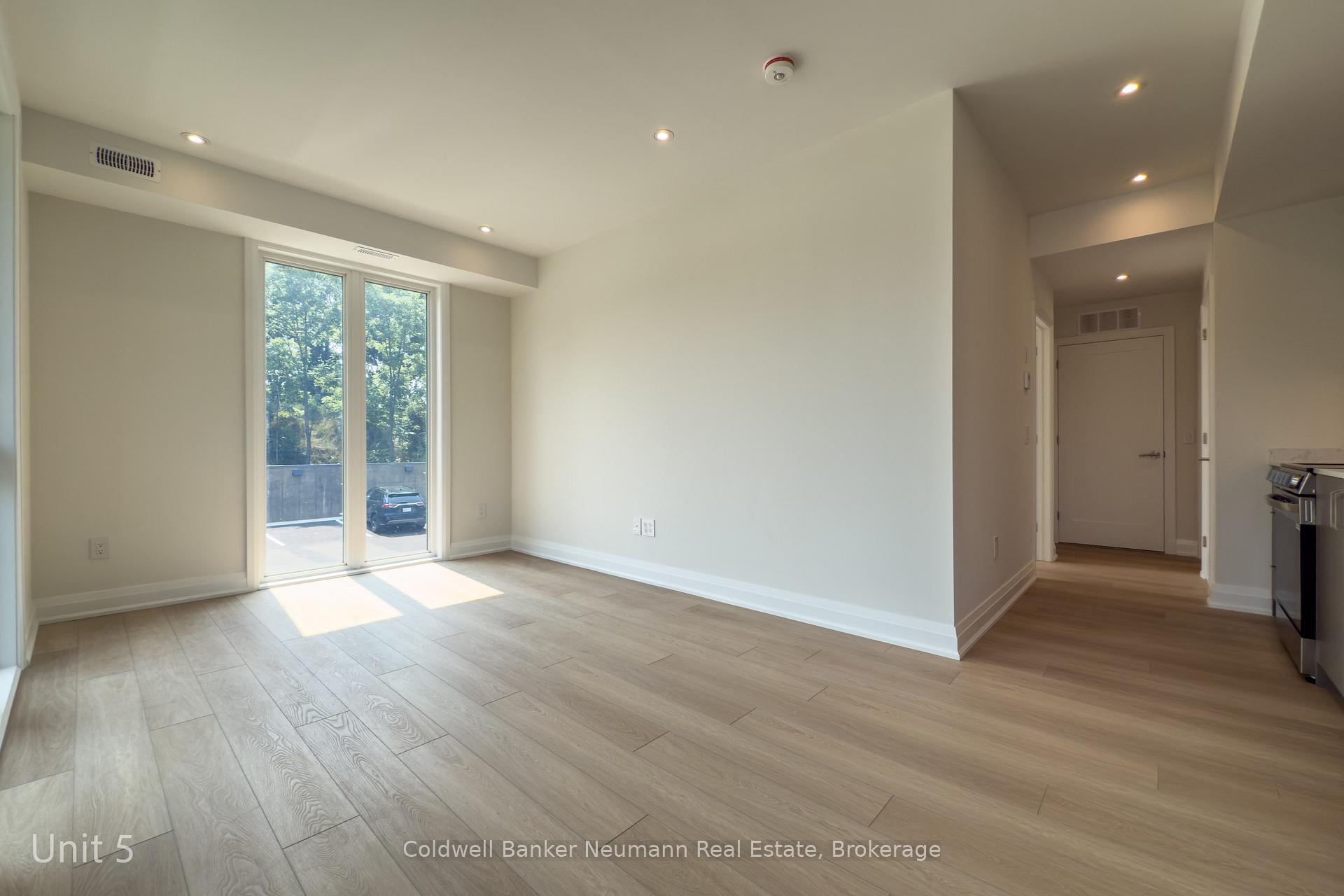 Photo 4 of Unit 5, 14 Stevenson Street N, Guelph, St. George's — HOMEH
