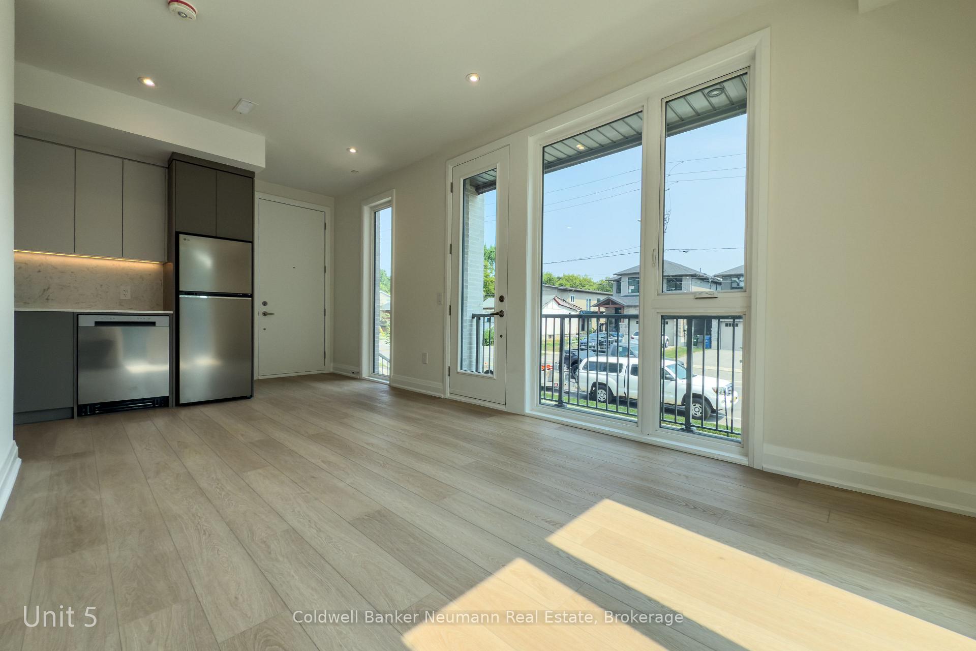 Photo 5 of Unit 5, 14 Stevenson Street N, Guelph, St. George's — HOMEH