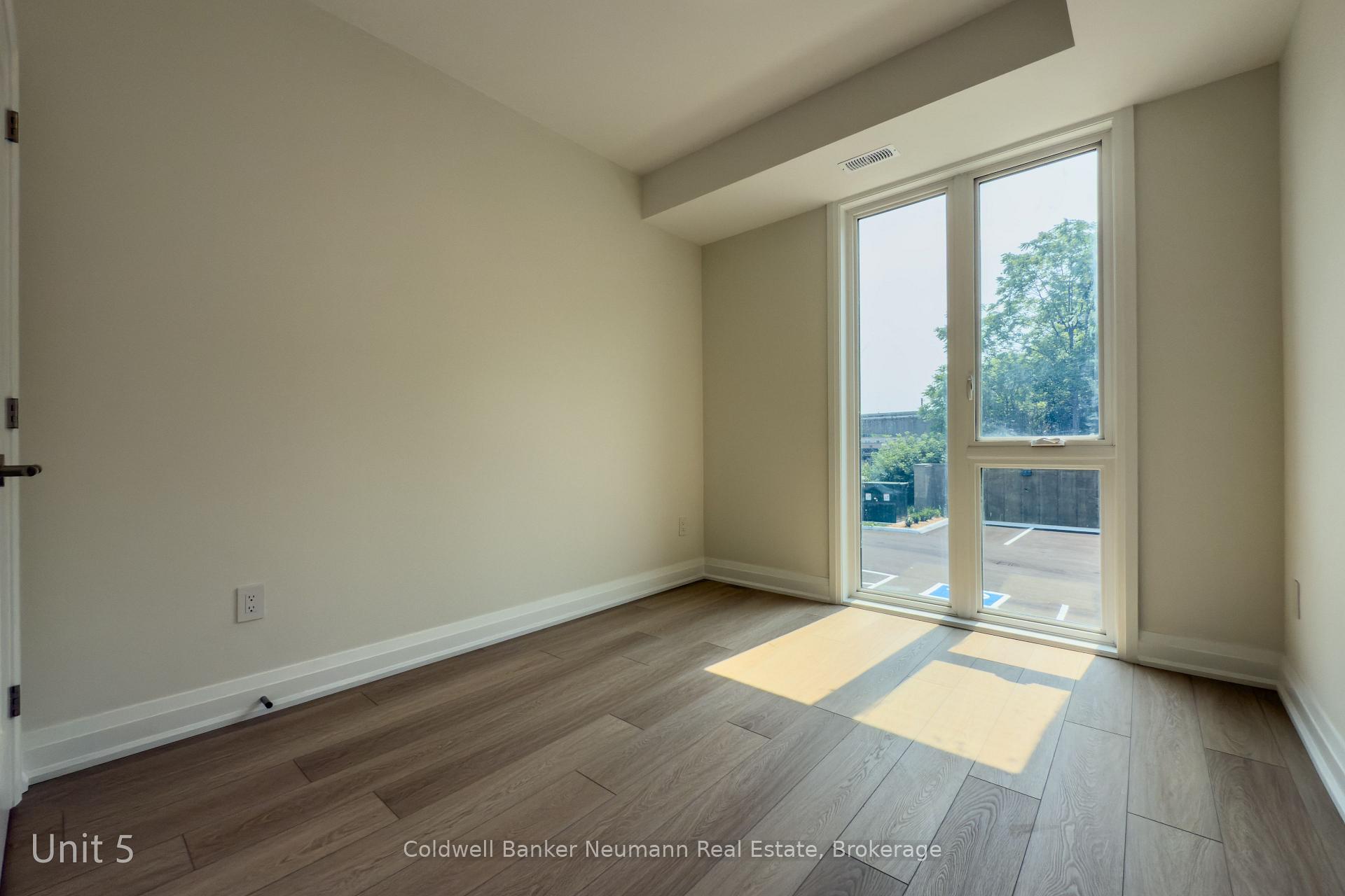 Photo 9 of Unit 5, 14 Stevenson Street N, Guelph, St. George's — HOMEH