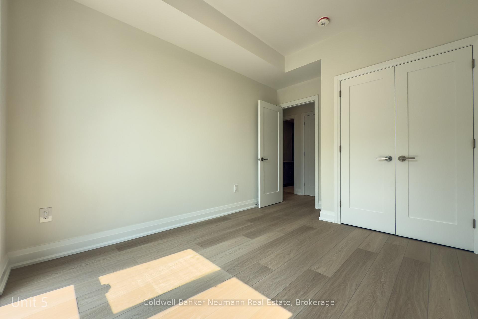 Photo 10 of Unit 5, 14 Stevenson Street N, Guelph, St. George's — HOMEH