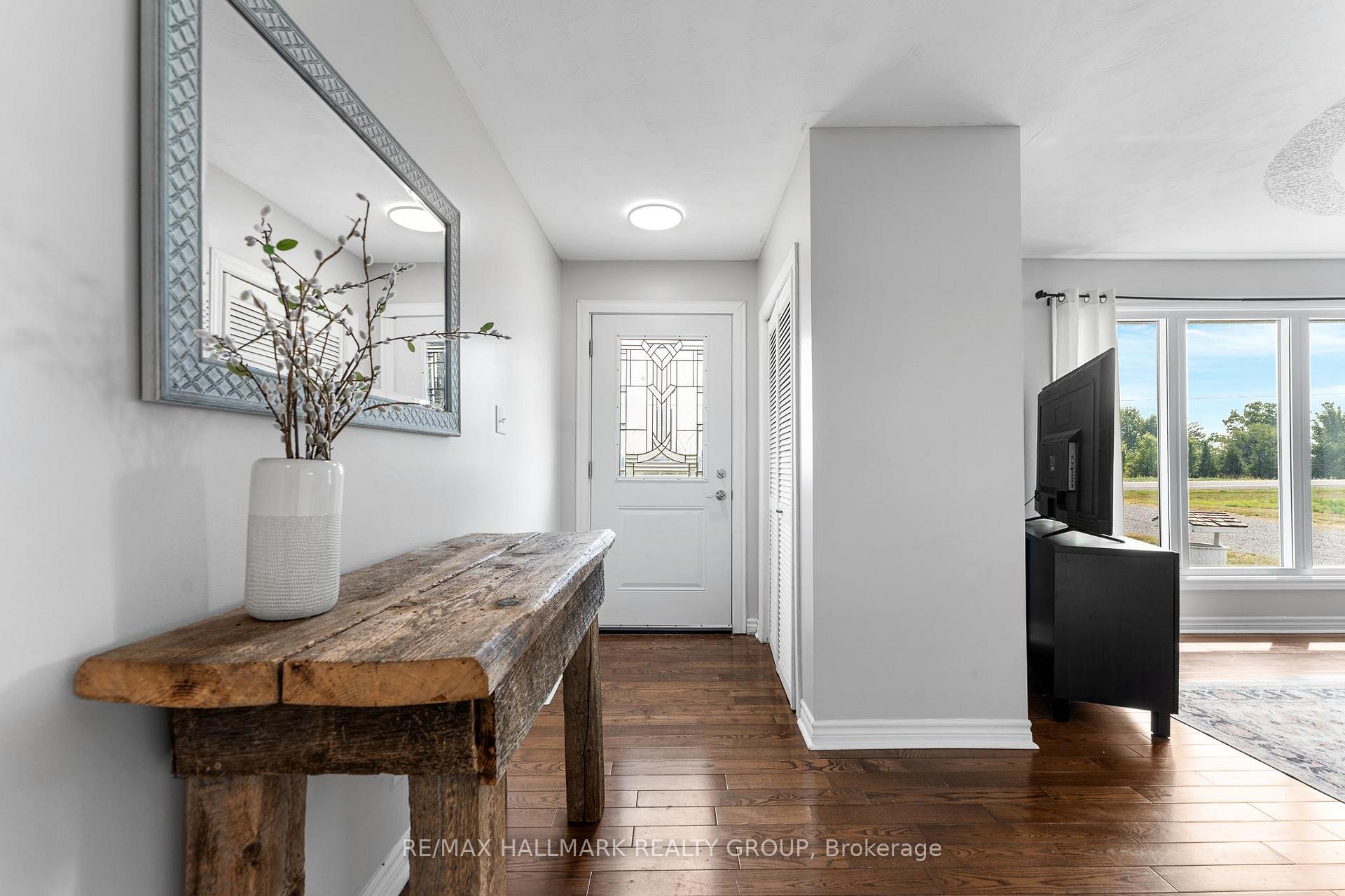 Photo 4 of 3252 8th Line Road, Ottawa, Metcalfe — HOMEH