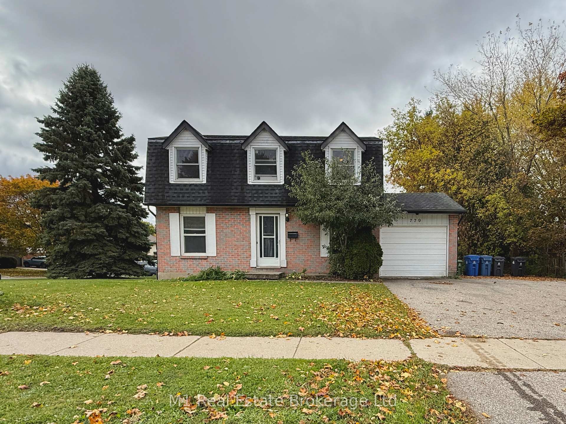 Front of 779 Scottsdale Drive