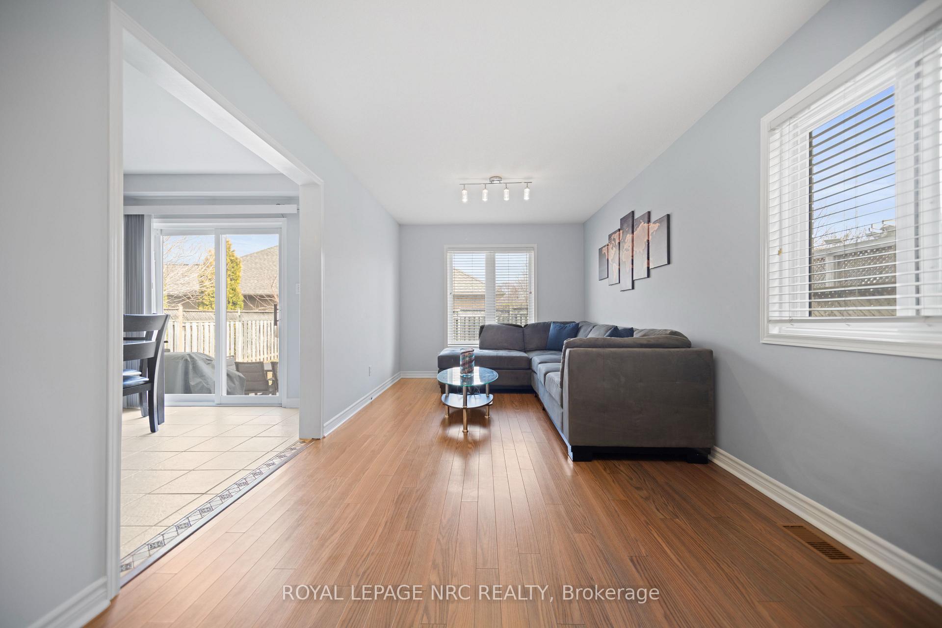 Photo 10 of 85 Udell Way, Grimsby, Grimsby East — HOMEH