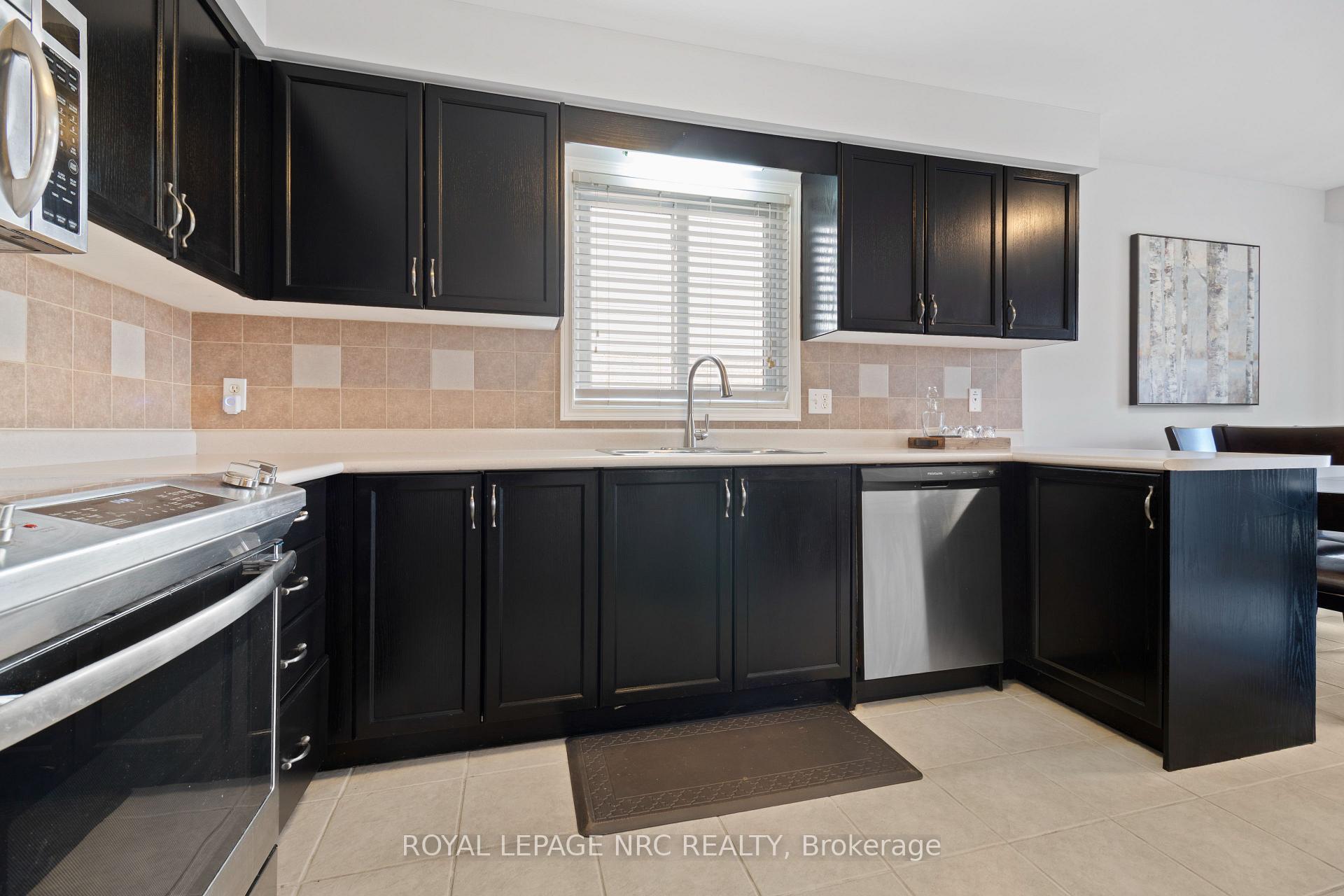 Photo 15 of 85 Udell Way, Grimsby, Grimsby East — HOMEH