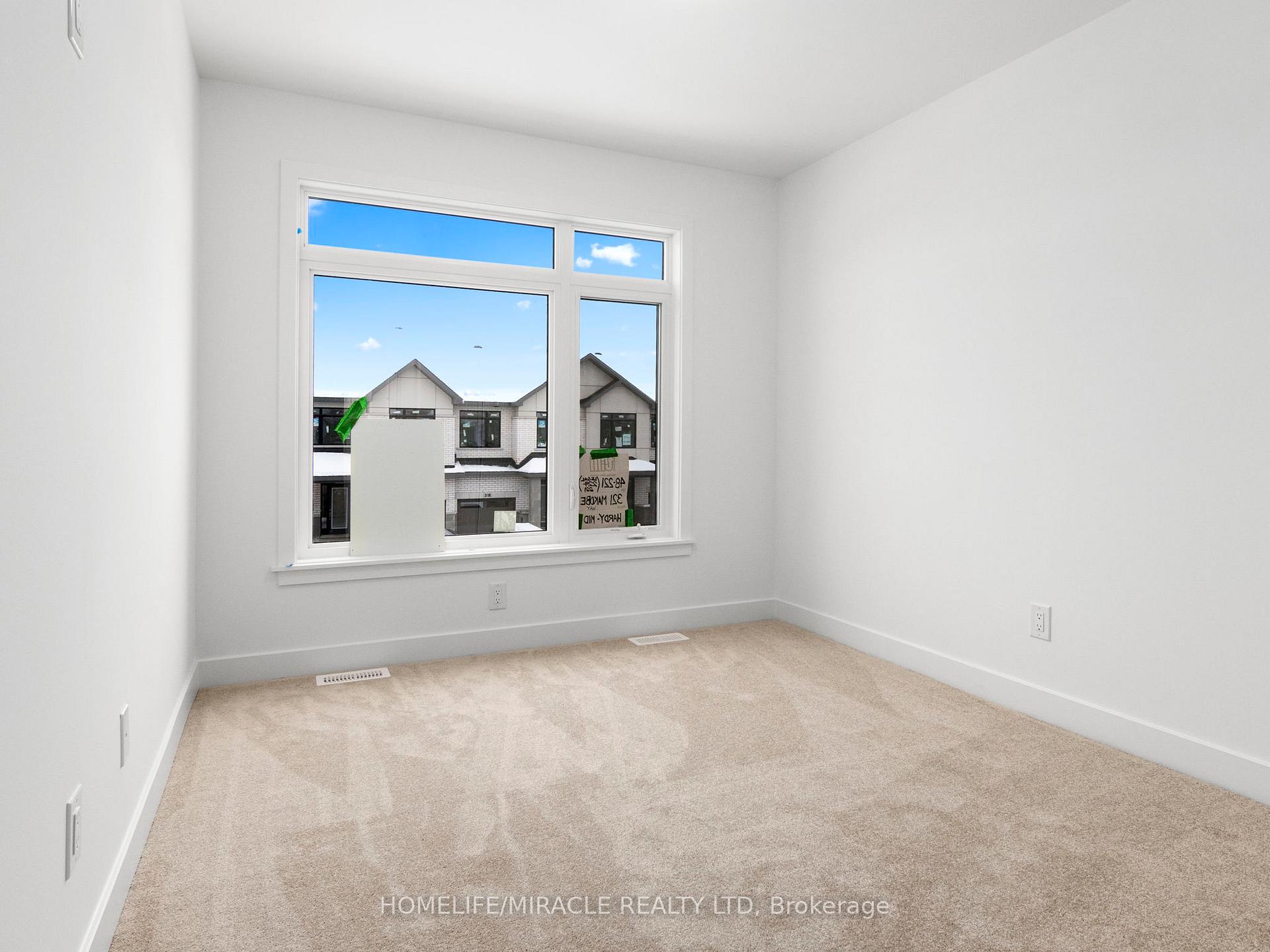 Photo 16 of 321 Makobe Lane, Ottawa, Riverside South/Gloucester Glen — HOMEH