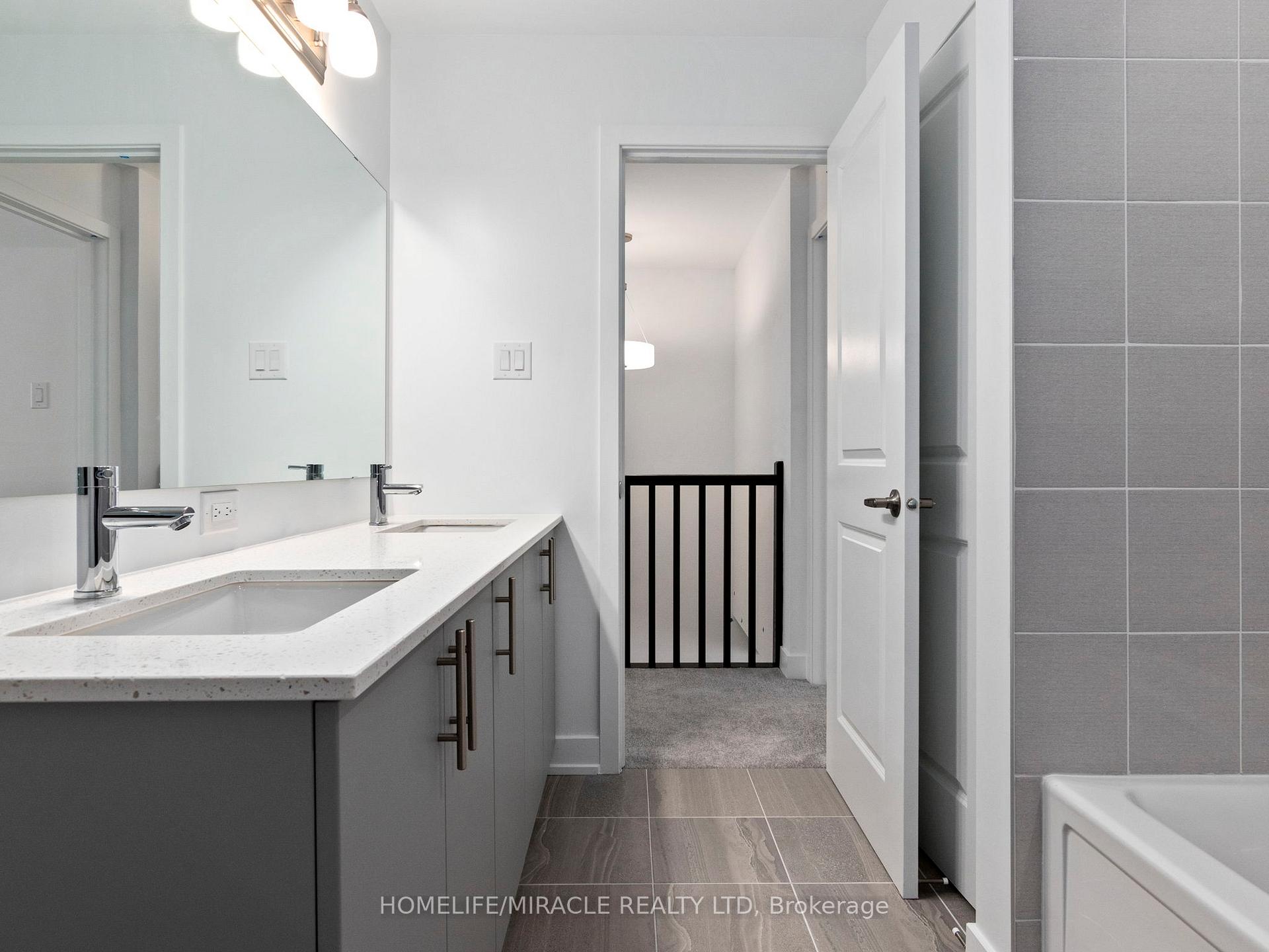 Photo 18 of 321 Makobe Lane, Ottawa, Riverside South/Gloucester Glen — HOMEH