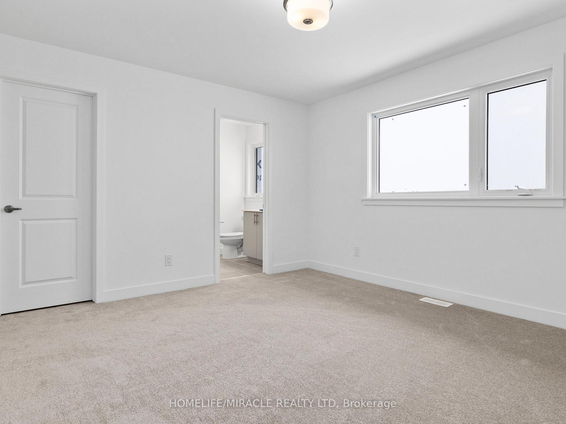 Photo 22 of 321 Makobe Lane, Ottawa, Riverside South/Gloucester Glen — HOMEH
