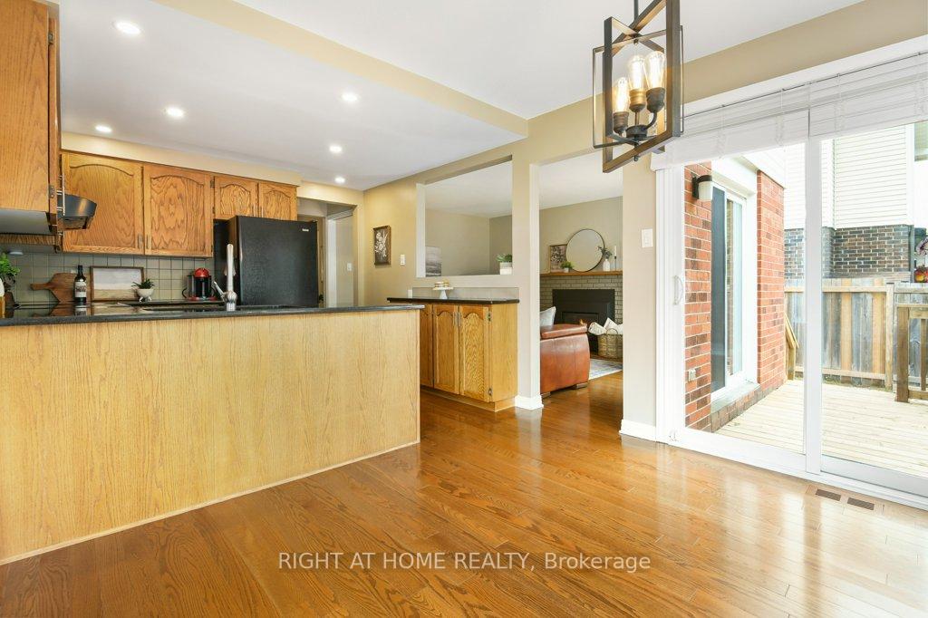 Photo 11 of 3 Mancil Drive, Ottawa, Barrhaven - Knollsbrook — HOMEH
