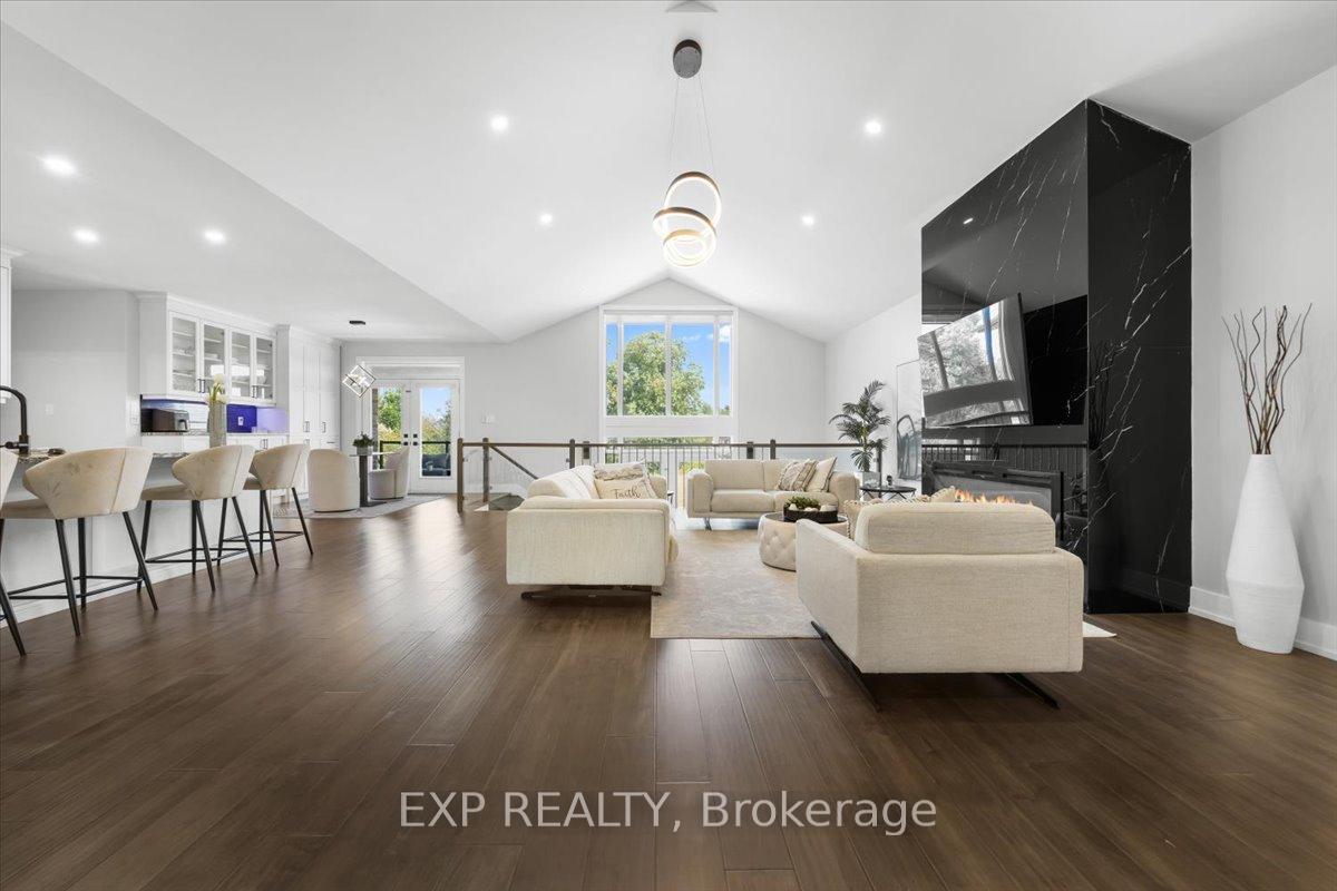 Photo 4 of 1601 Lakeshore Drive, Ottawa, Greely — HOMEH