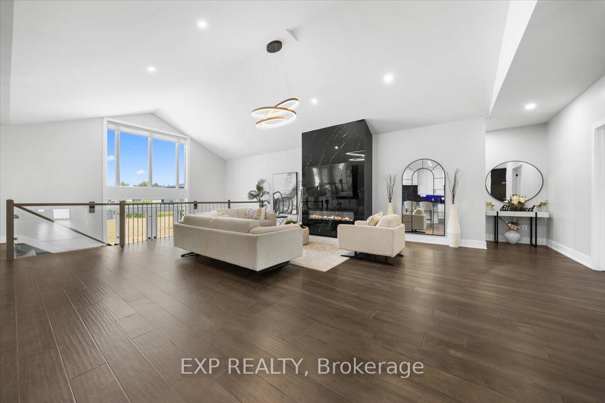 Photo 5 of 1601 Lakeshore Drive, Ottawa, Greely — HOMEH