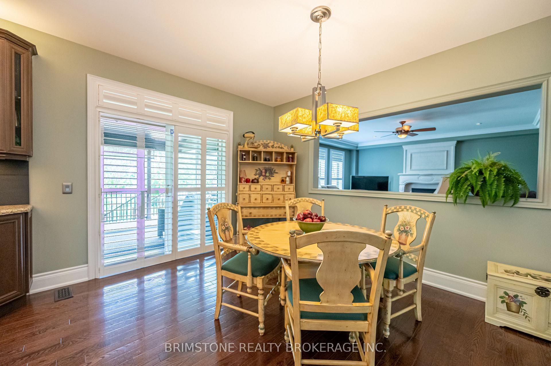 Photo 8 of 31 Plunkett Court, Barrie, Bayshore — HOMEH