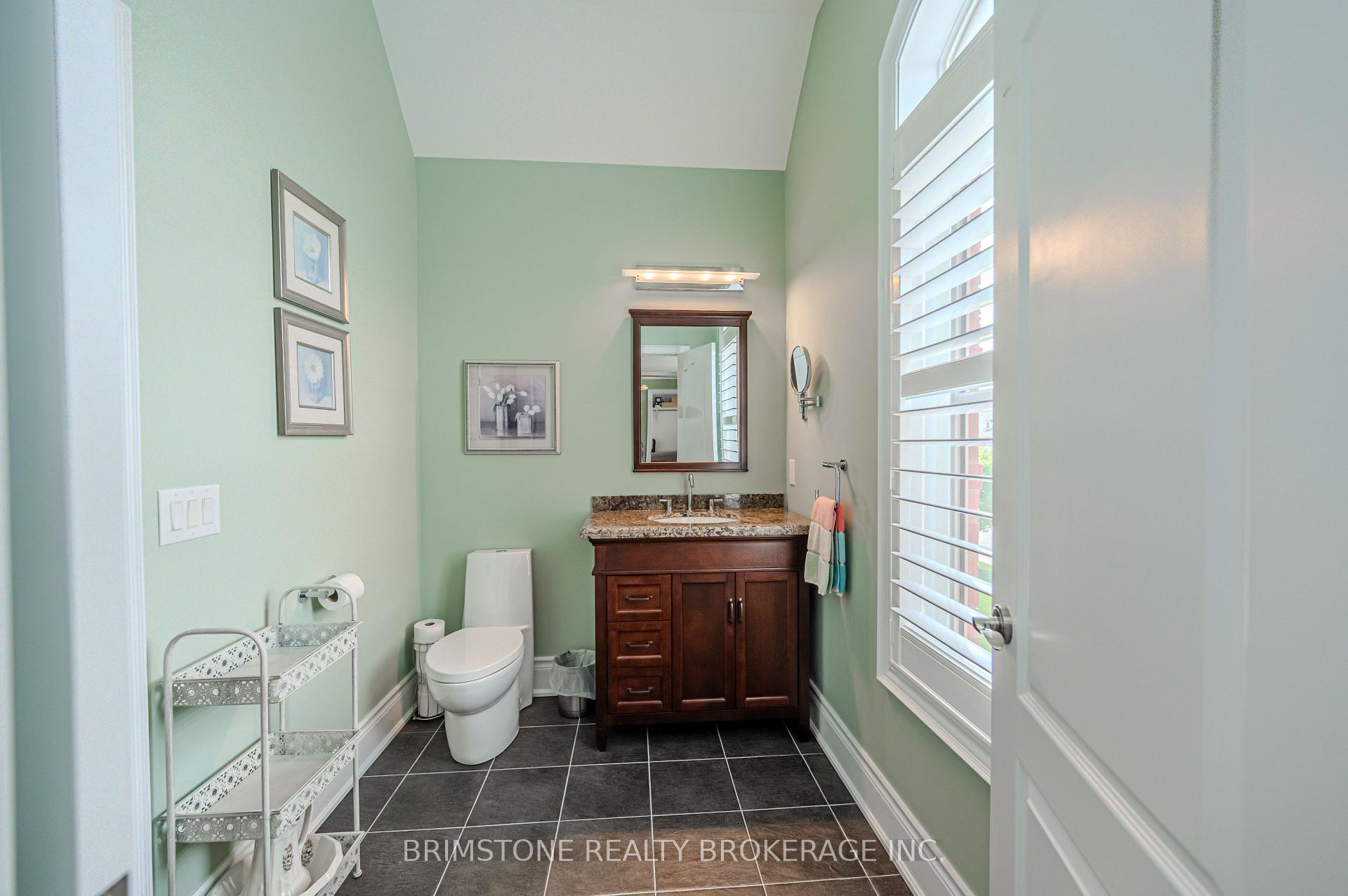 Photo 27 of 31 Plunkett Court, Barrie, Bayshore — HOMEH