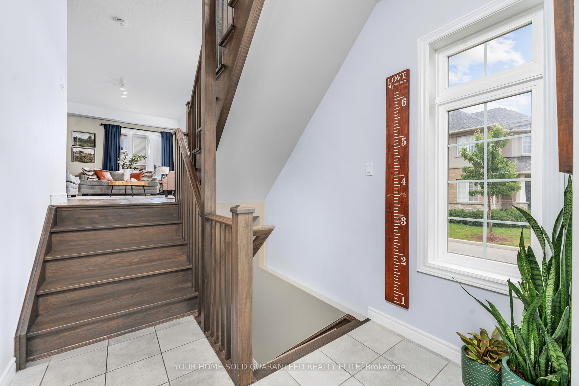 Photo 12 of 43 Dunrobin Lane, Grimsby, Grimsby Beach — HOMEH