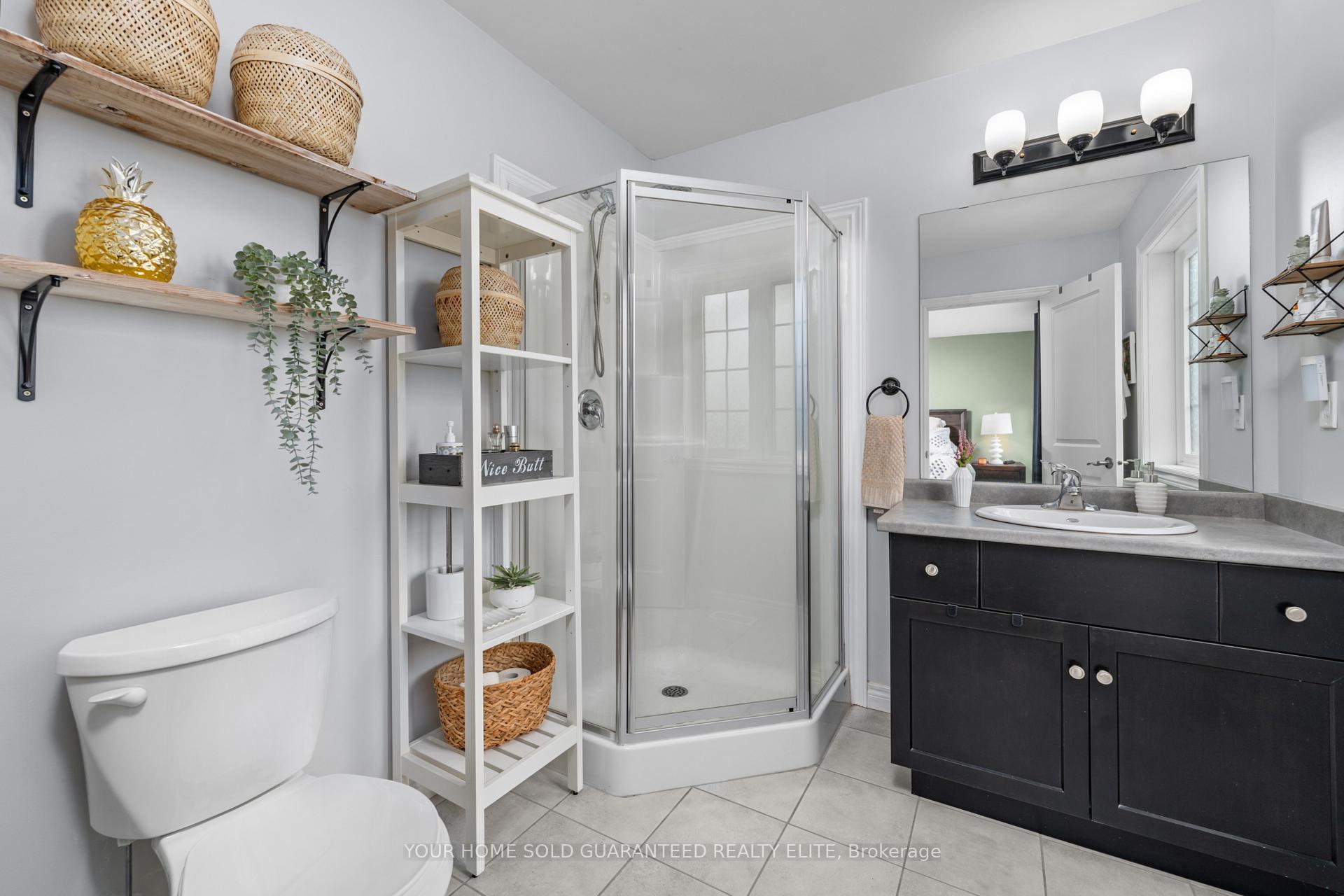 Photo 15 of 43 Dunrobin Lane, Grimsby, Grimsby Beach — HOMEH