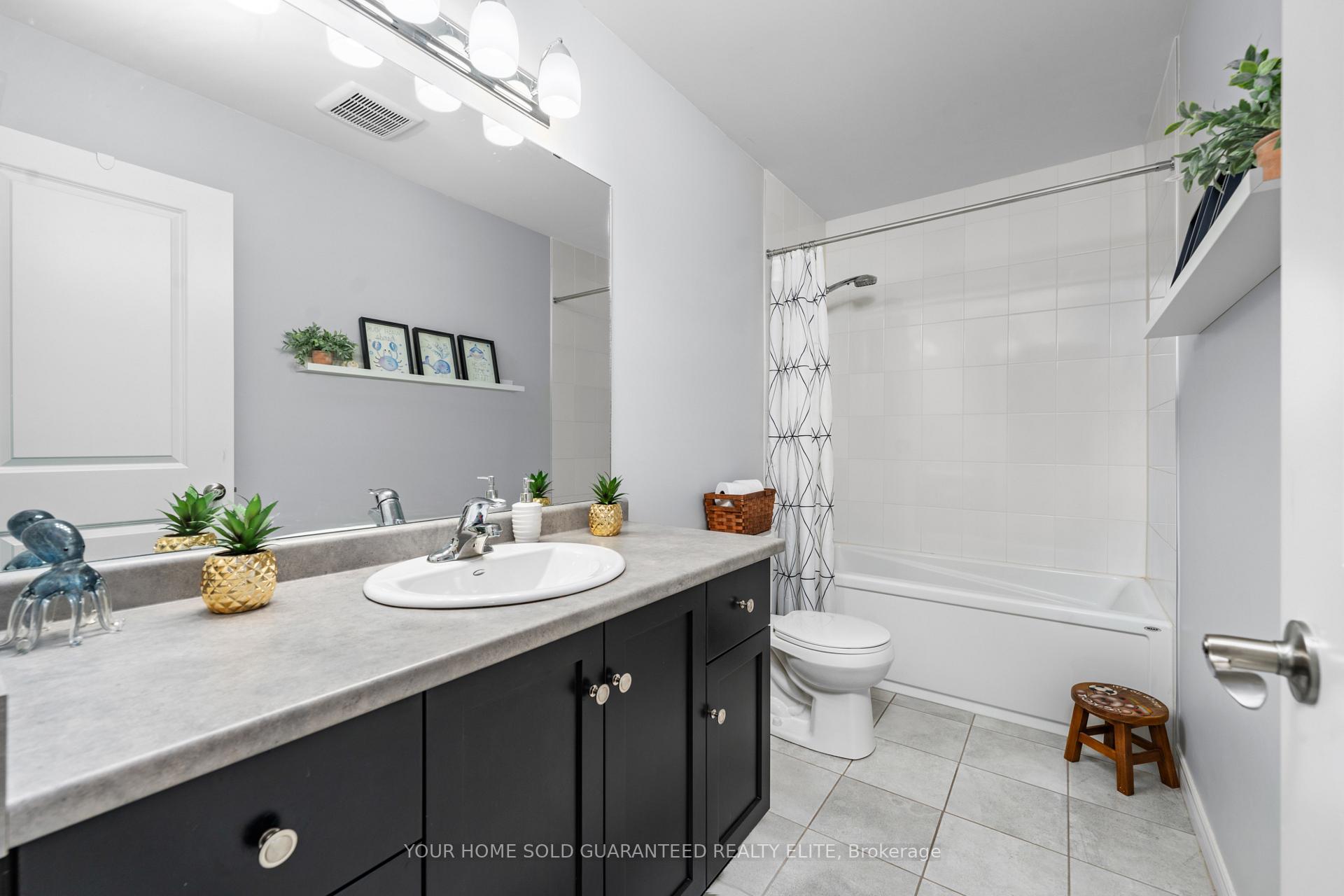 Photo 18 of 43 Dunrobin Lane, Grimsby, Grimsby Beach — HOMEH