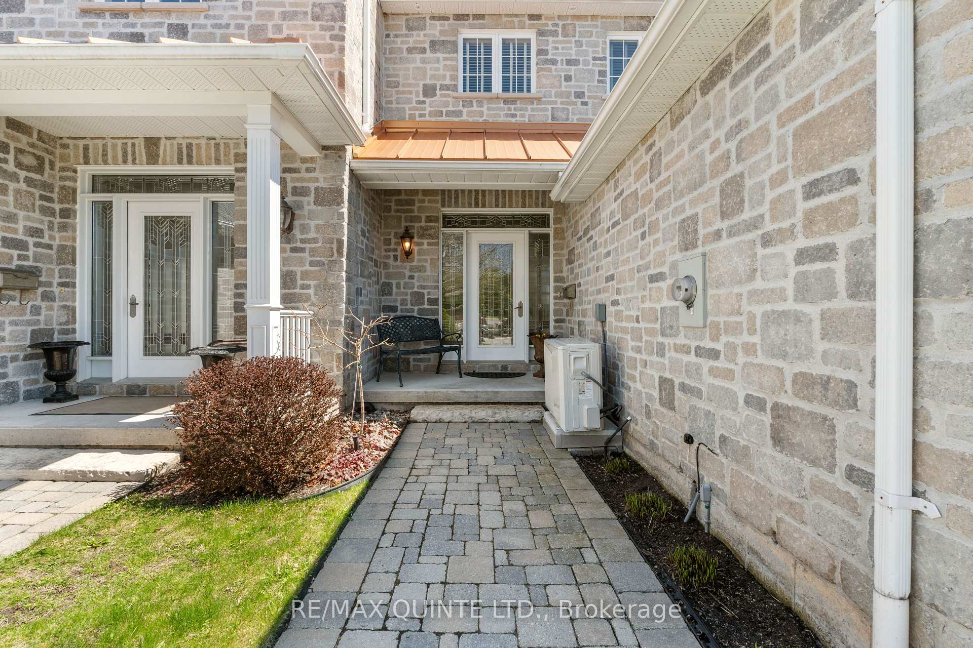 Photo 2 of Unit 12, 50 Gracefield Lane, Belleville, Belleville Ward — HOMEH
