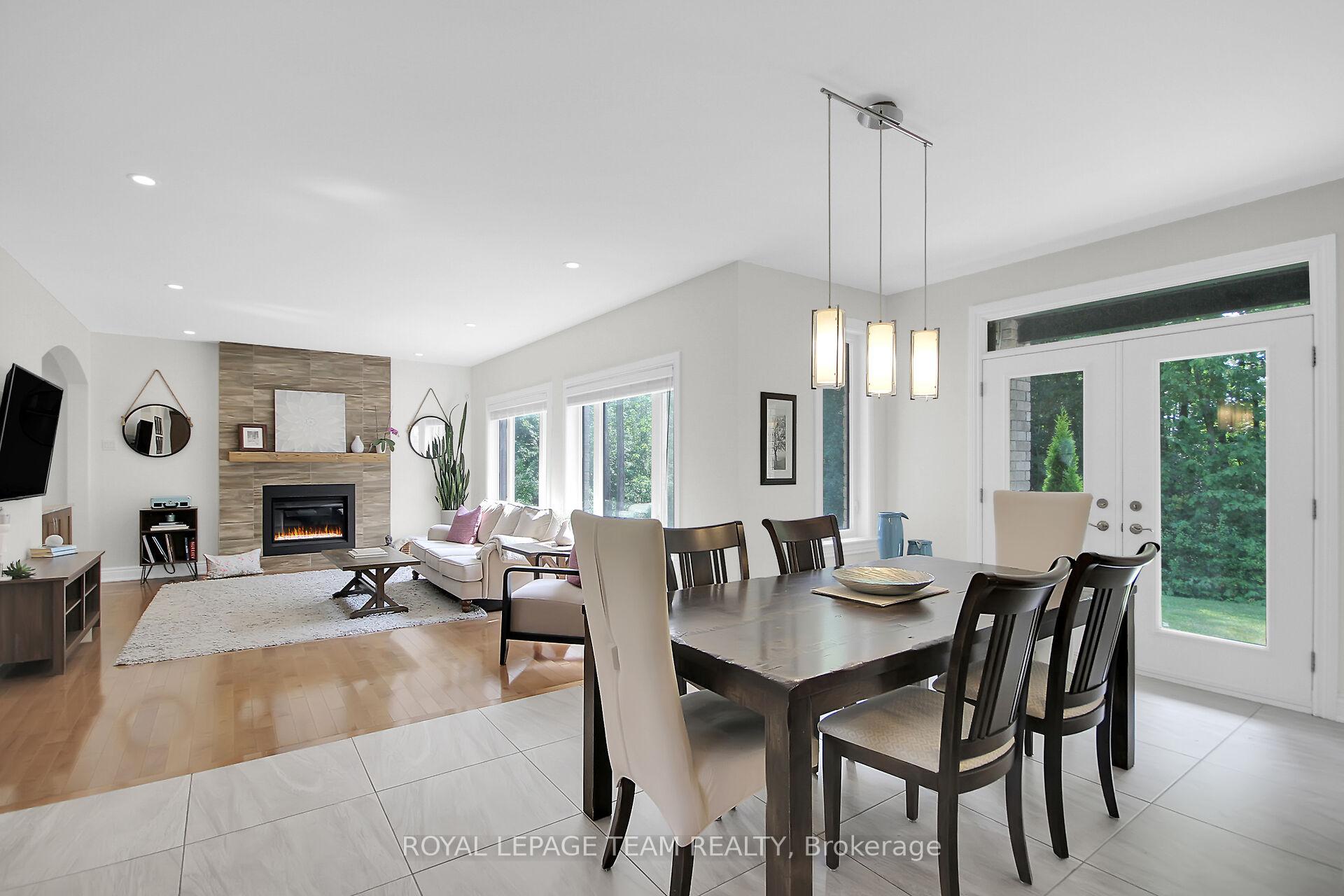 Photo 11 of 6608 Pebble Trail Way, Ottawa, Greely — HOMEH