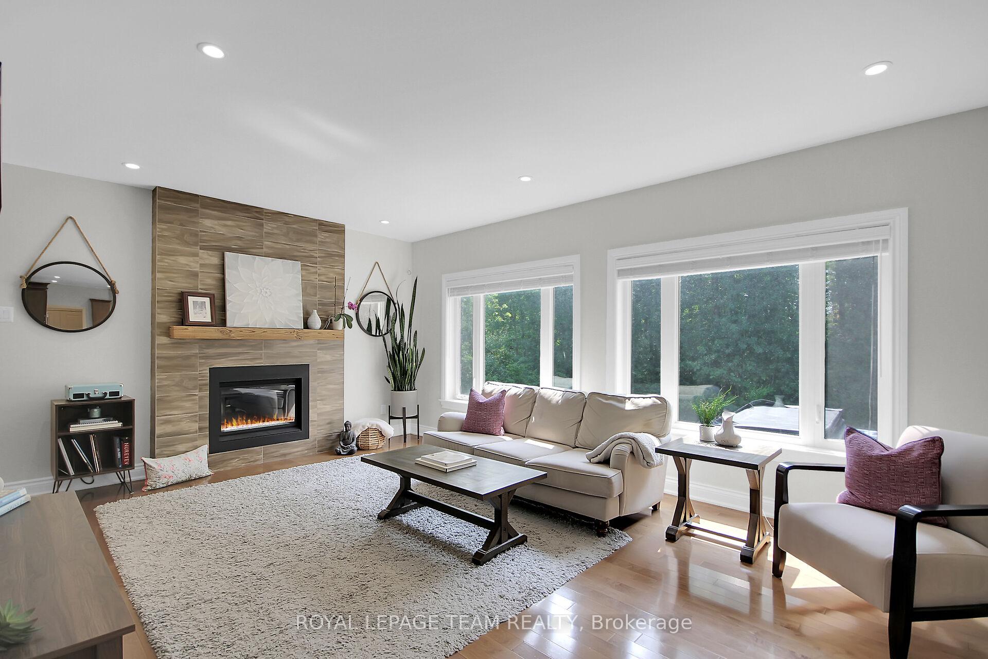 Photo 13 of 6608 Pebble Trail Way, Ottawa, Greely — HOMEH