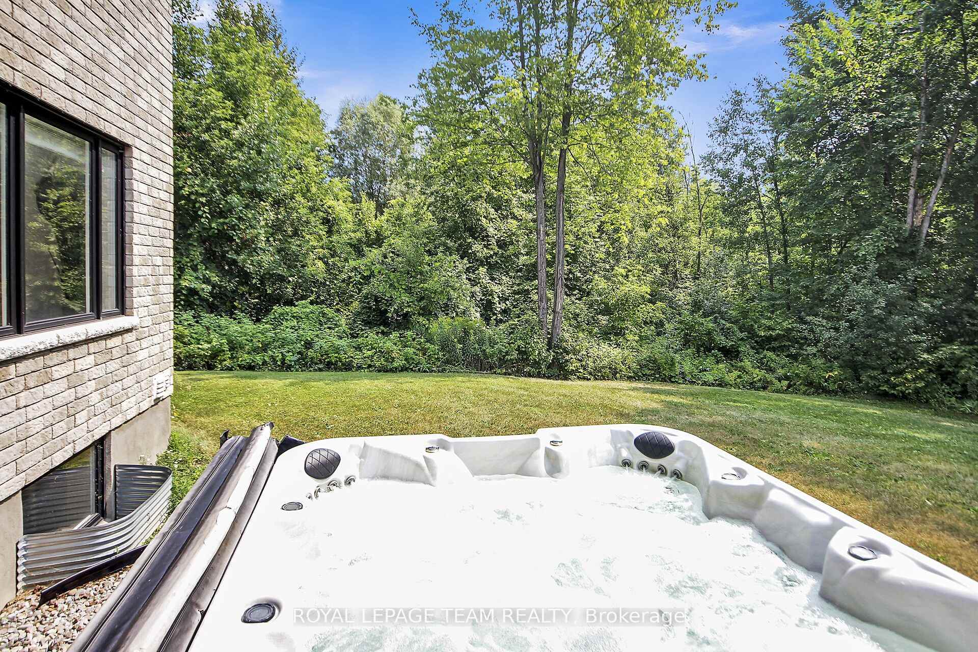 Photo 40 of 6608 Pebble Trail Way, Ottawa, Greely — HOMEH