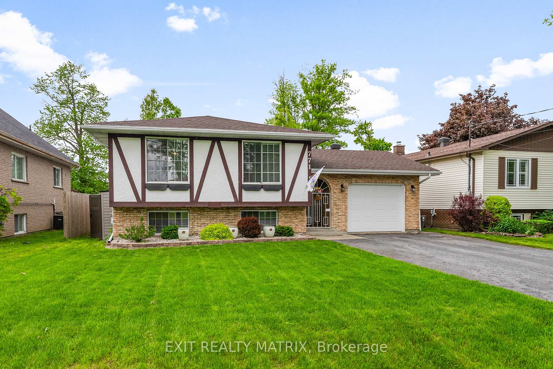 Front of 771 Laflin Avenue