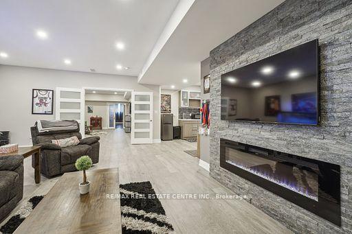 Photo 14 of 9738 Dundas Street E, Erin — HOMEH