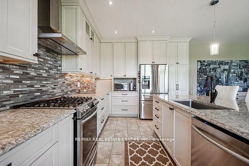 Photo 33 of 9738 Dundas Street E, Erin — HOMEH